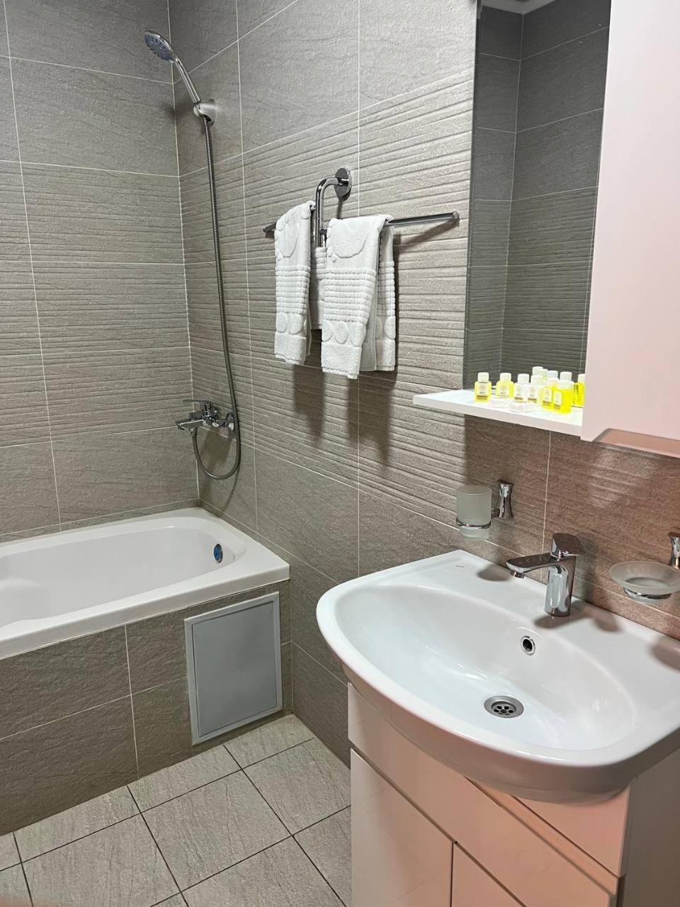 Orzu Hotel Namangan Zewnętrze zdjęcie