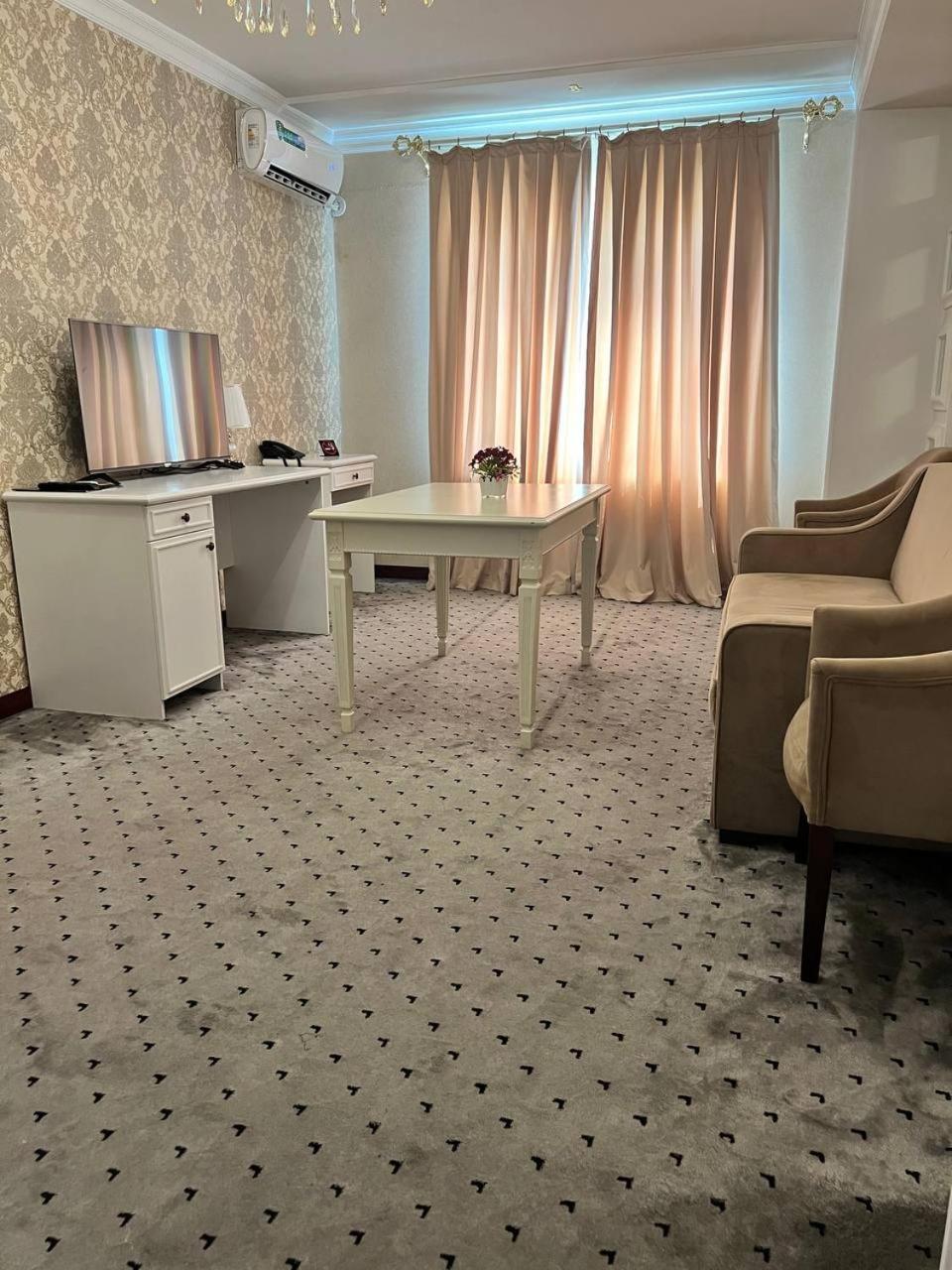 Orzu Hotel Namangan Zewnętrze zdjęcie